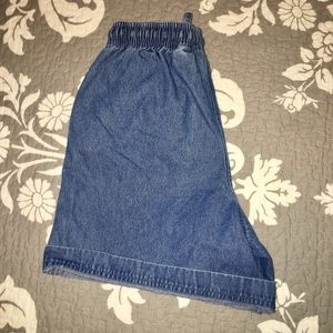 Cinched waist jean shorts